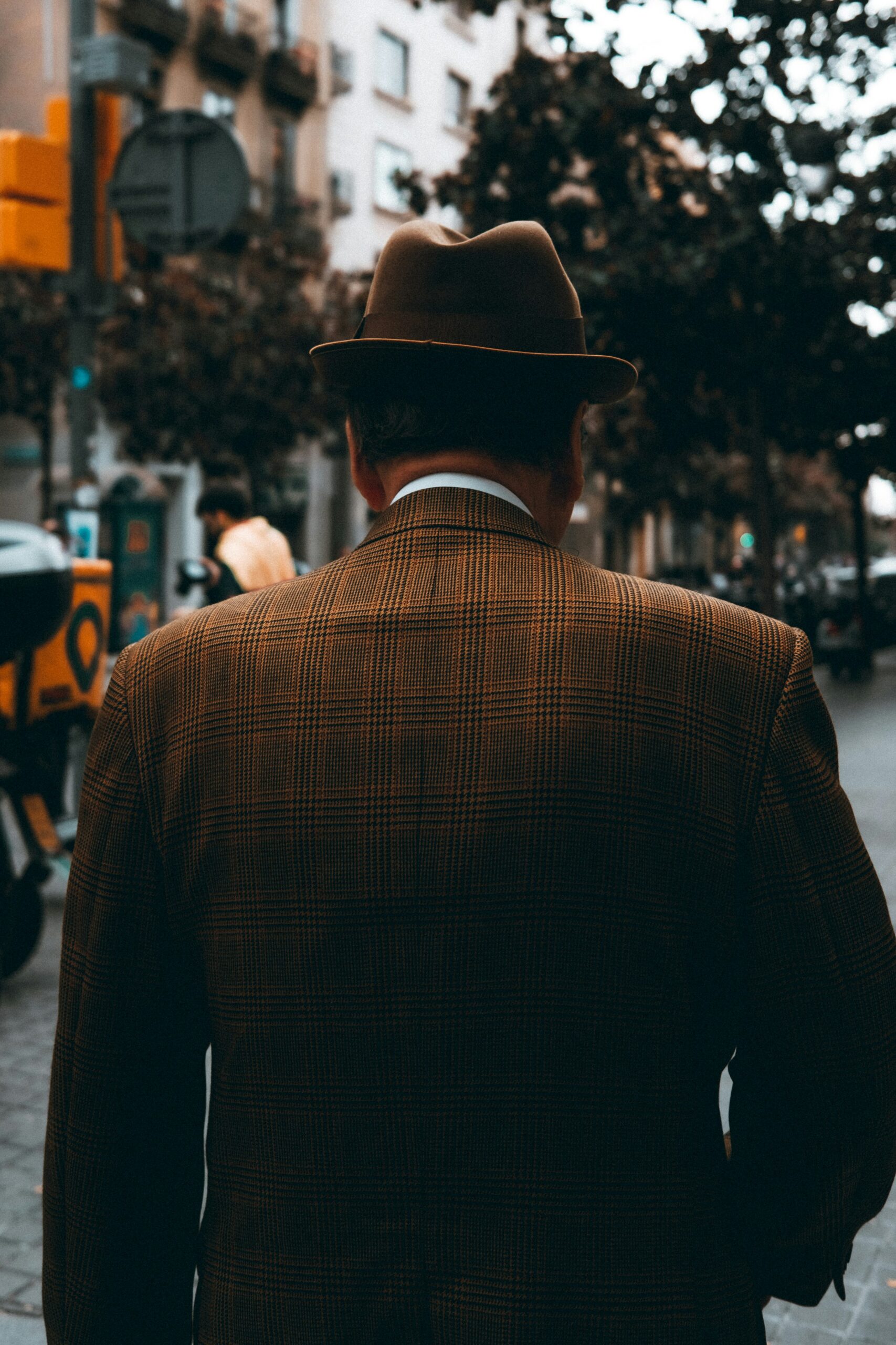 su misura -suit-craftsmanship-Chiang Mai